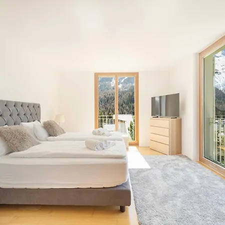 Penthouse With 4bedr Sauna And Parking Casa de Férias