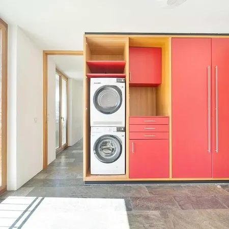 Casa de Férias Penthouse With 4bedr Sauna And Parking