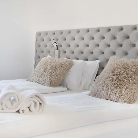 Casa de Férias Penthouse With 4bedr Sauna And Parking São Moritz